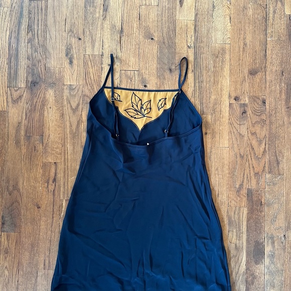 Victoria Secrets Vintage slip dress fall leaves RARE - Picture 5 of 7